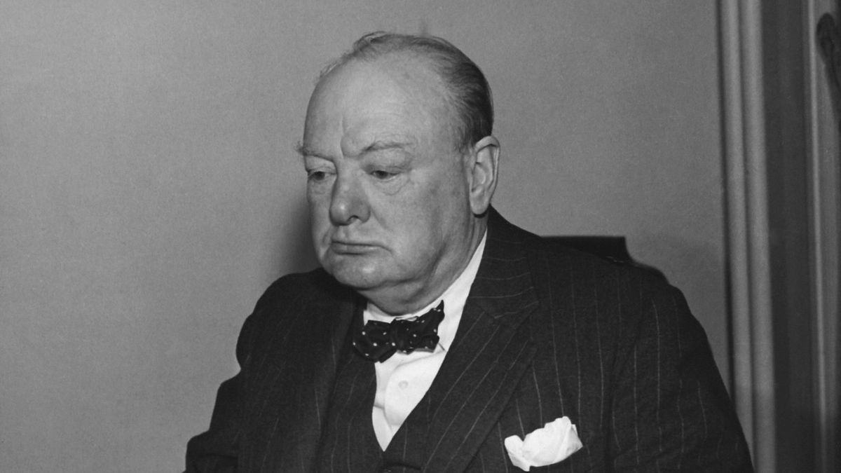 Nabídl Britům krev, pot a slzy Churchill, nebo hlas Medvídka Pú?